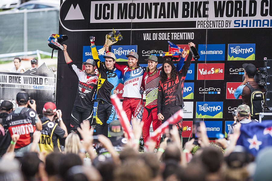 world-cup-men-winner-dh-2015