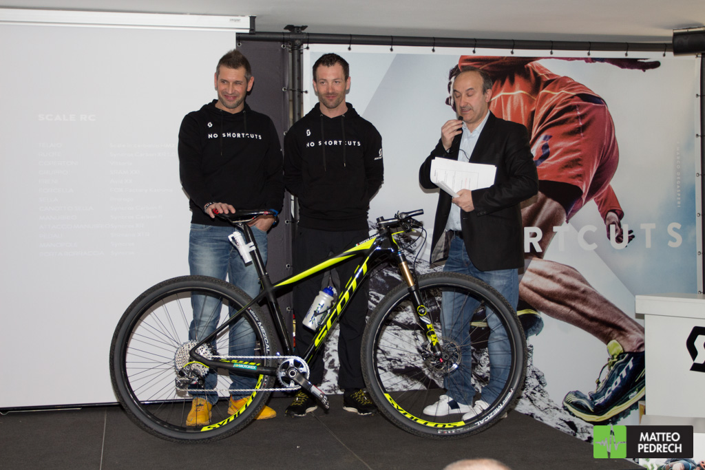 scott_racing_team_2016