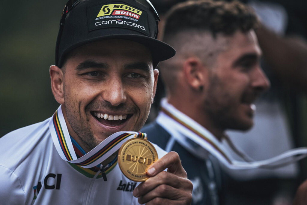 Nino Schurter Campione del Mondo XCO Les Gets