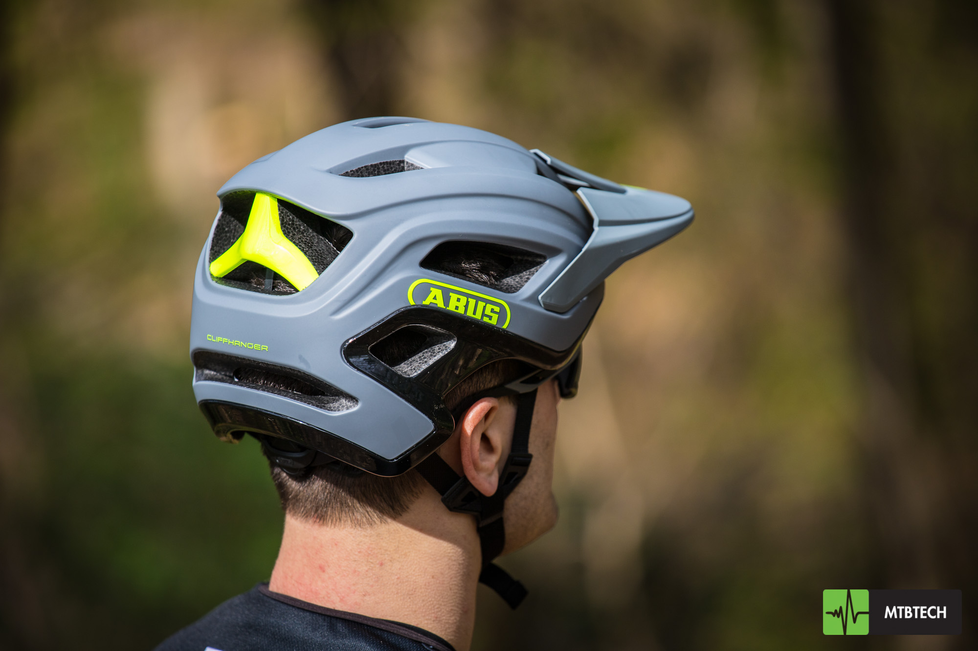 CASCO BICICLETA - CLIFFHANGER MIPS - ABUS